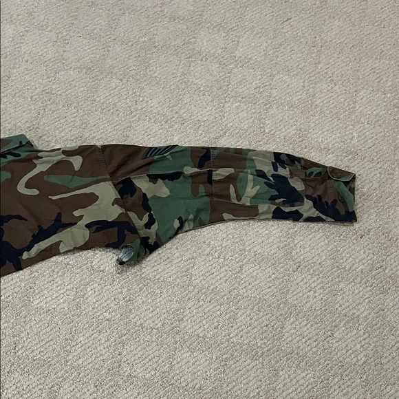 Camo Cropped Jacket - Picture 8 of 10